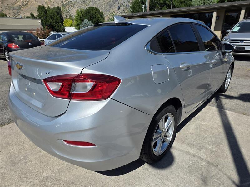 Chevrolet Cruze  2018