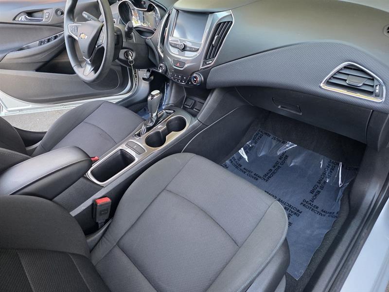 Chevrolet Cruze  2018