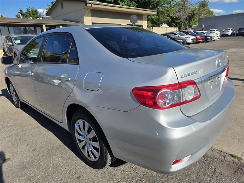 Toyota Corolla  2012