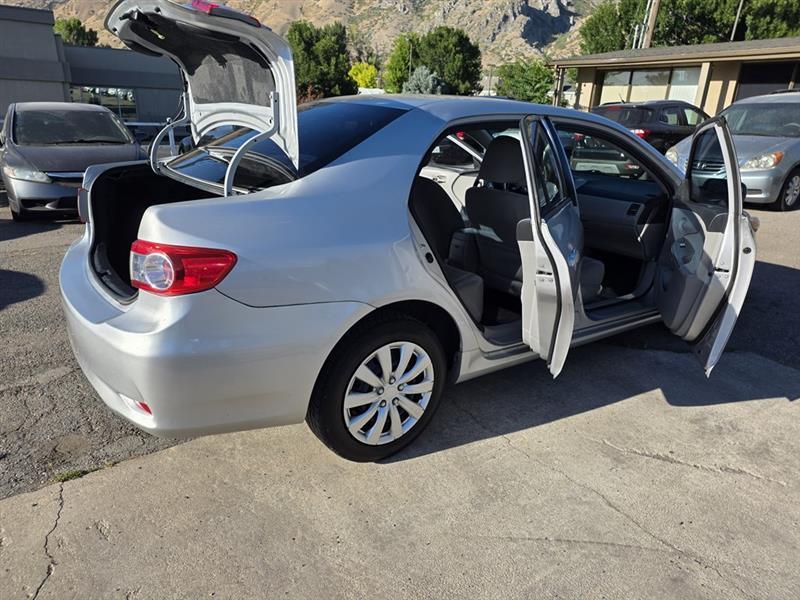 Toyota Corolla  2012