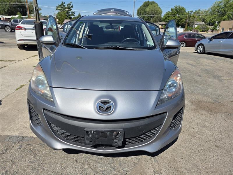 Mazda MAZDA3  2012