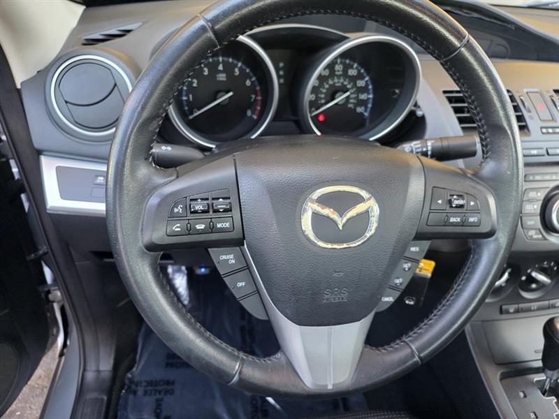 Mazda MAZDA3  2012