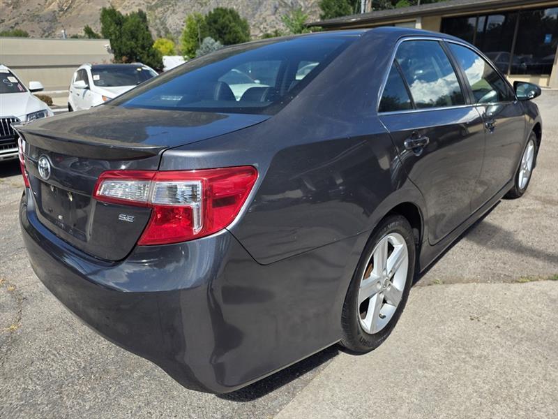 Toyota Camry  2012