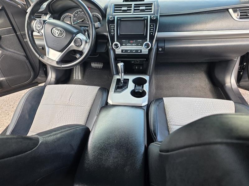 Toyota Camry  2012