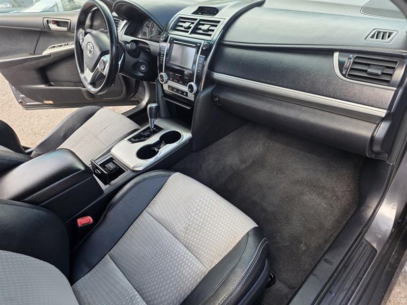 Toyota Camry  2012