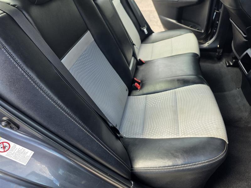 Toyota Camry  2012