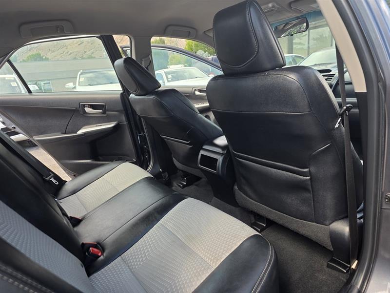 Toyota Camry  2012