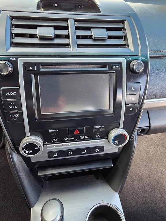 Toyota Camry  2012