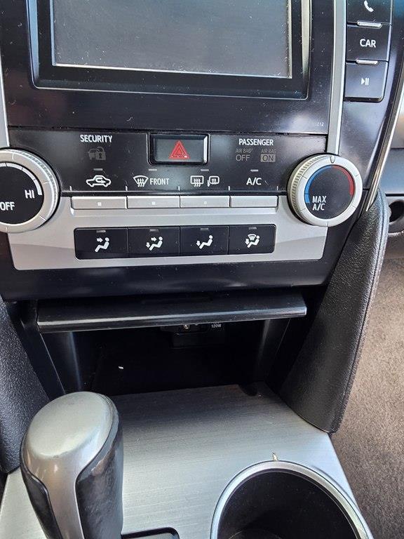 Toyota Camry  2012