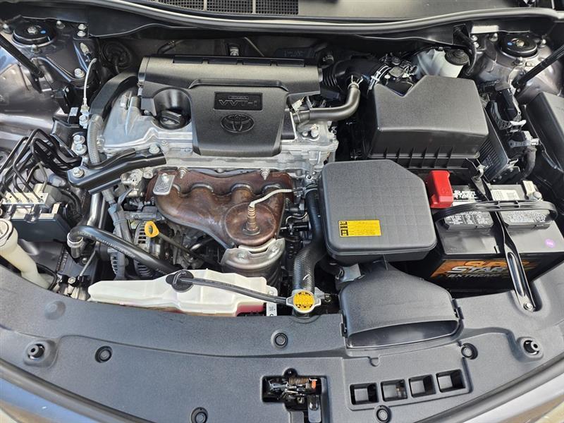 Toyota Camry  2012