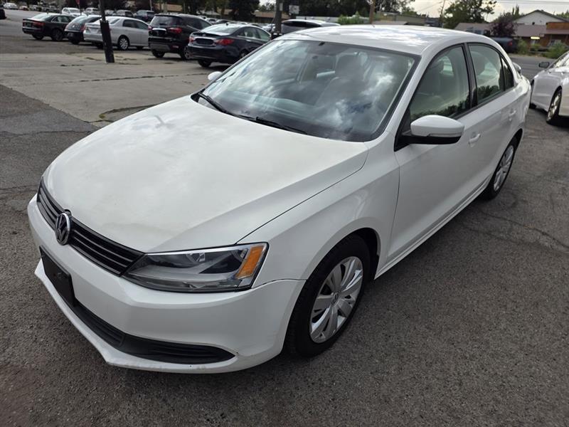 Volkswagen Jetta  2012