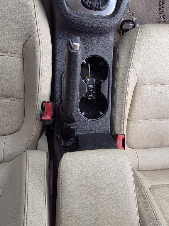 Volkswagen Jetta  2012