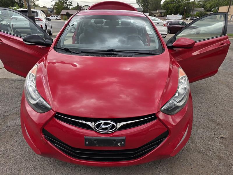 Hyundai Elantra  2013
