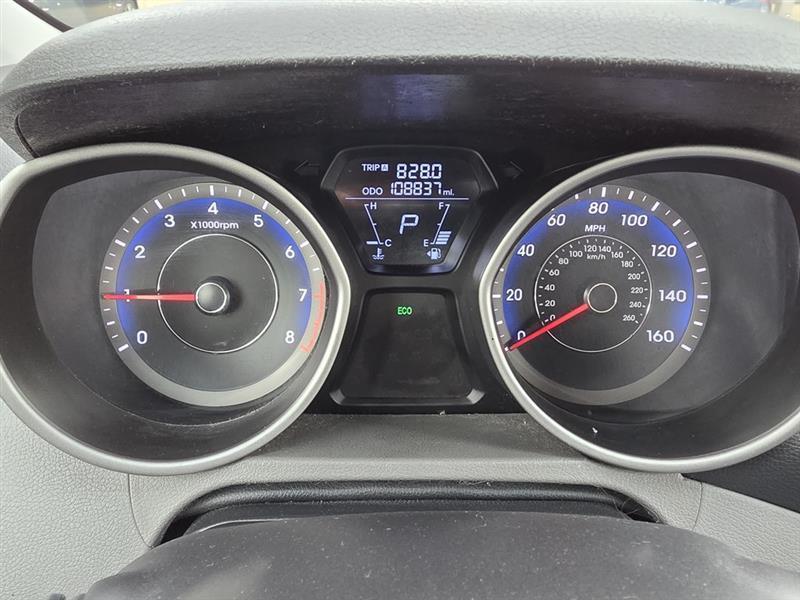 Hyundai Elantra  2013