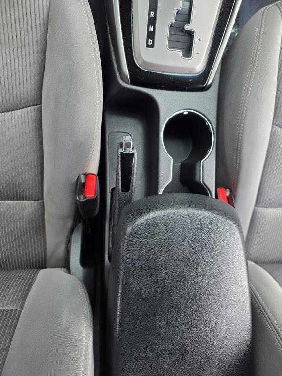 Hyundai Elantra  2013