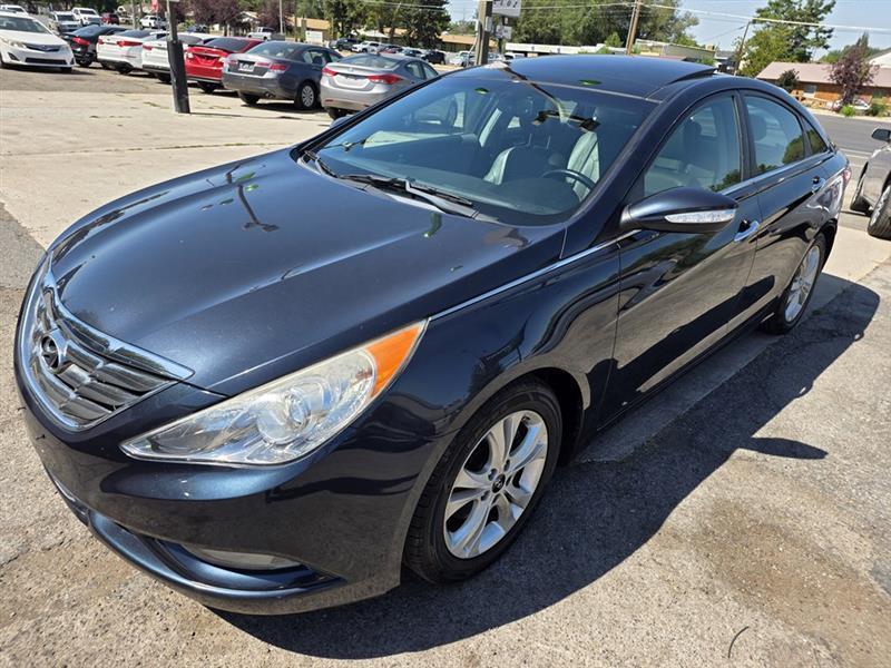 Hyundai Sonata  2012