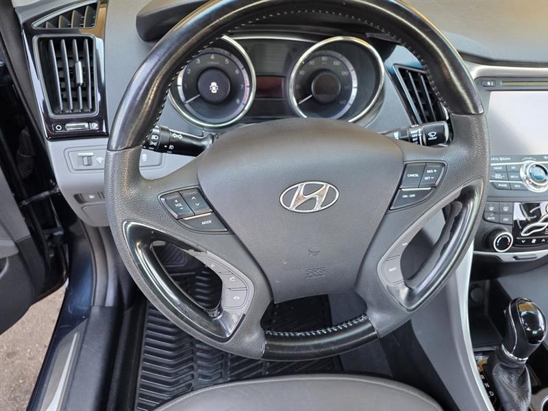 Hyundai Sonata  2012