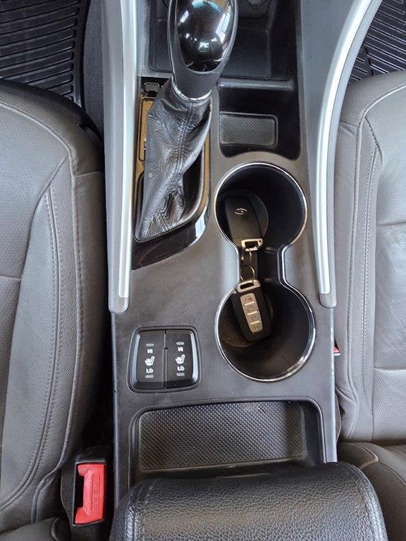 Hyundai Sonata  2012