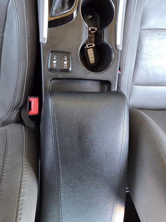 Hyundai Sonata  2012