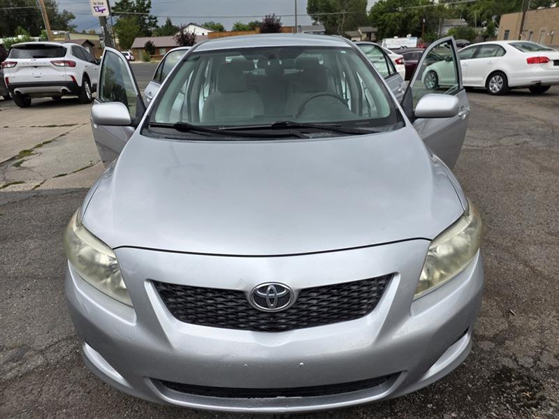 Toyota Corolla  2010