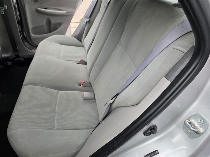 Toyota Corolla  2010