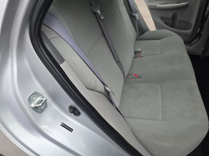 Toyota Corolla  2010