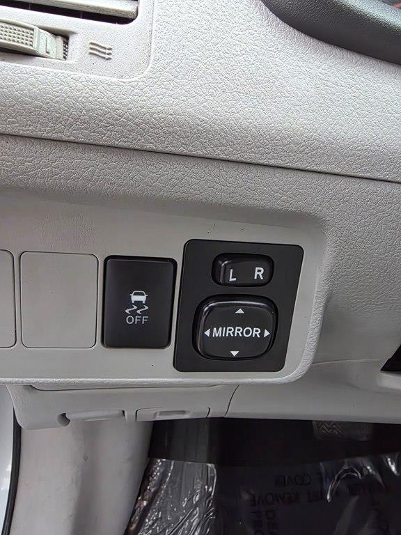 Toyota Corolla  2010