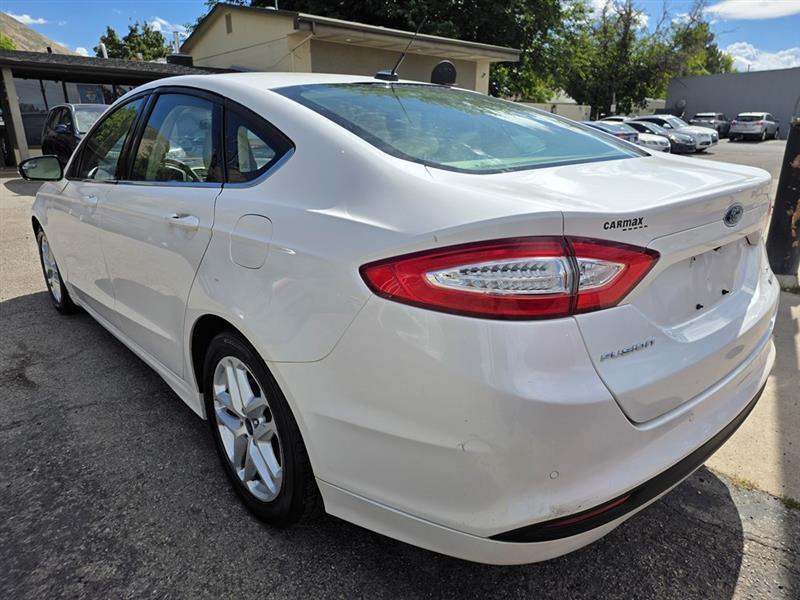 Ford Fusion  2016