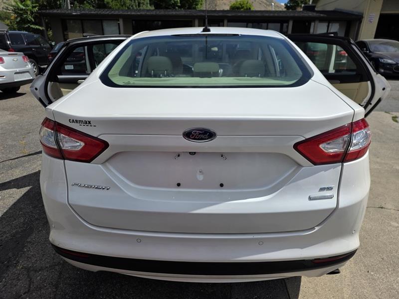 Ford Fusion  2016