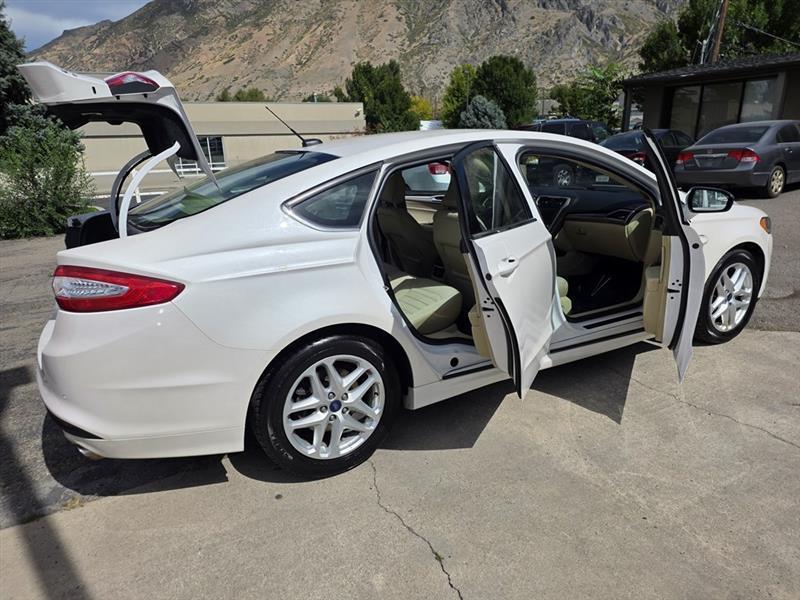 Ford Fusion  2016