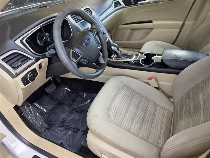 Ford Fusion  2016