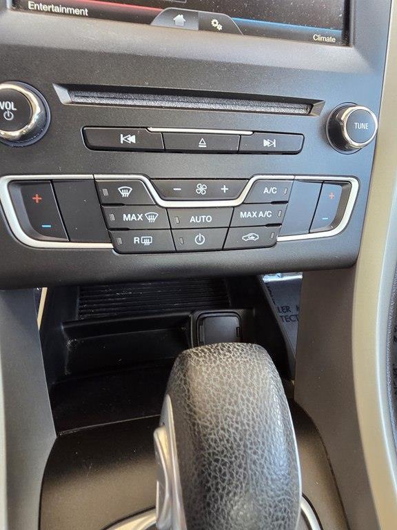 Ford Fusion  2016