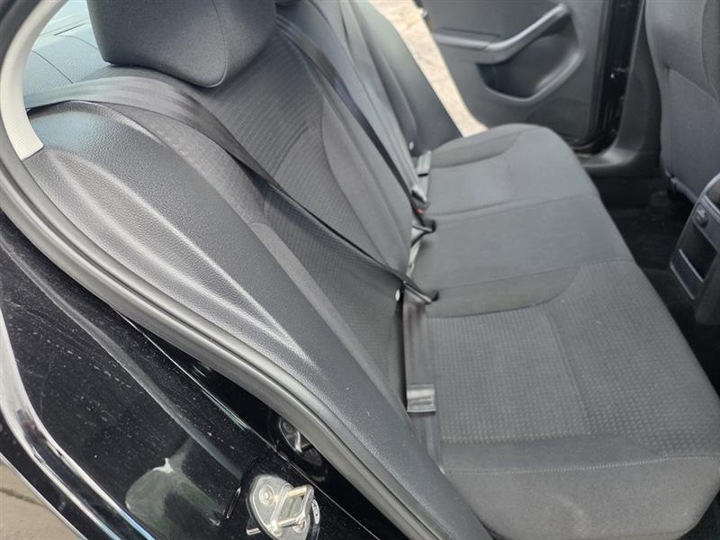 Volkswagen Jetta  2016
