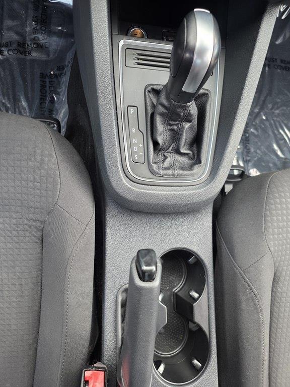 Volkswagen Jetta  2016