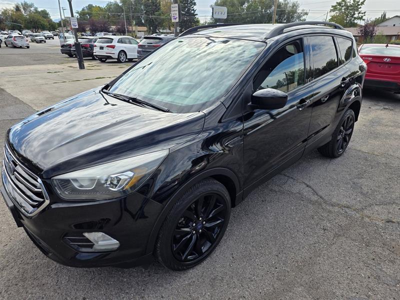 Ford Escape  2017