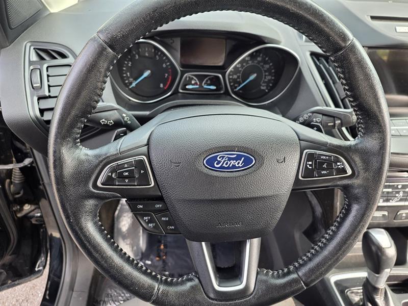Ford Escape  2017