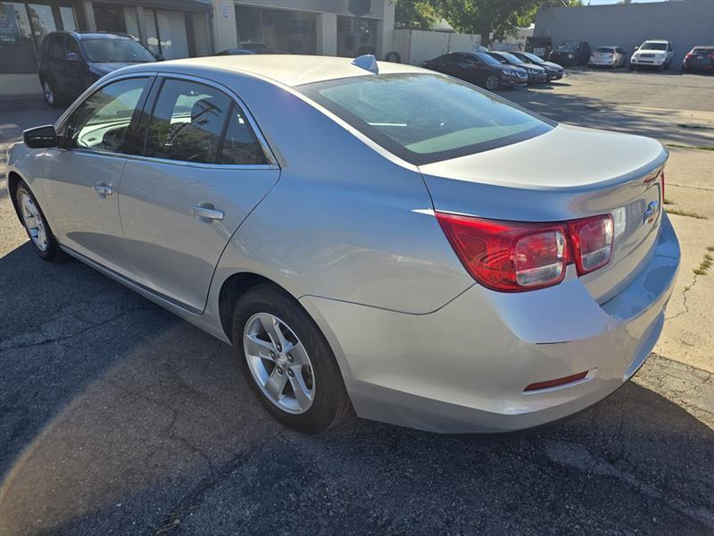 Chevrolet Malibu  2013