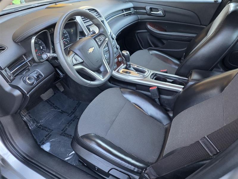 Chevrolet Malibu  2013
