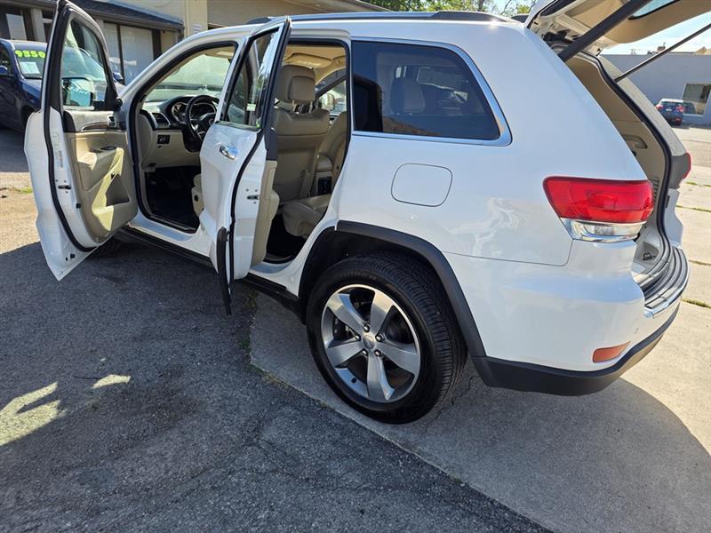Jeep Grand Cherokee  2015
