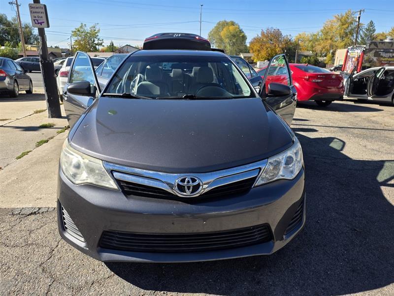 Toyota Camry  2012