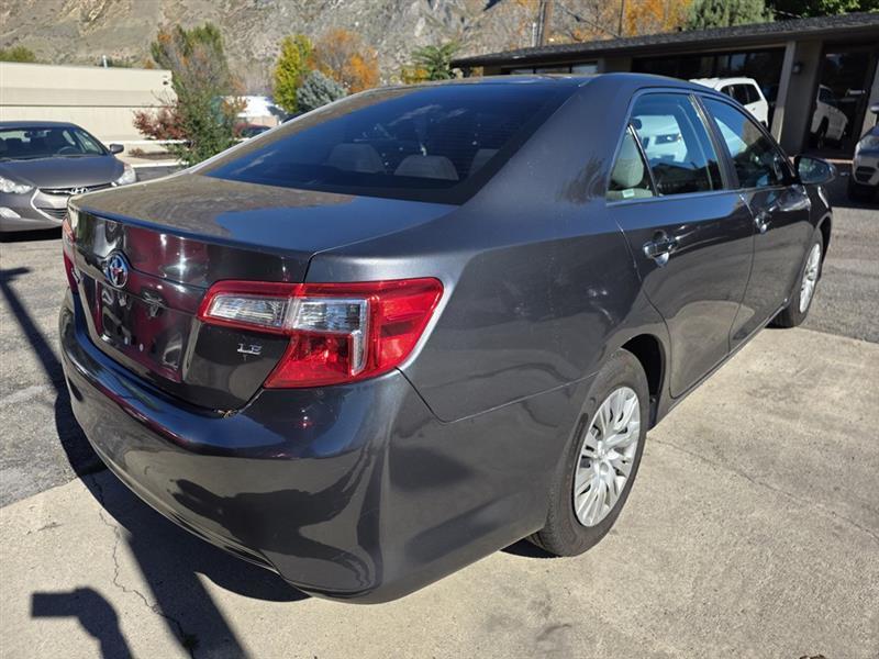 Toyota Camry  2012