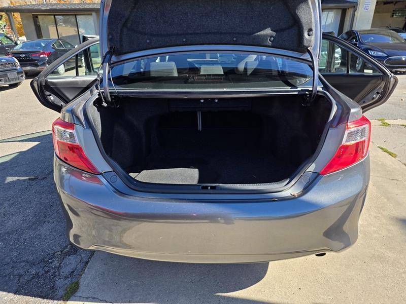 Toyota Camry  2012