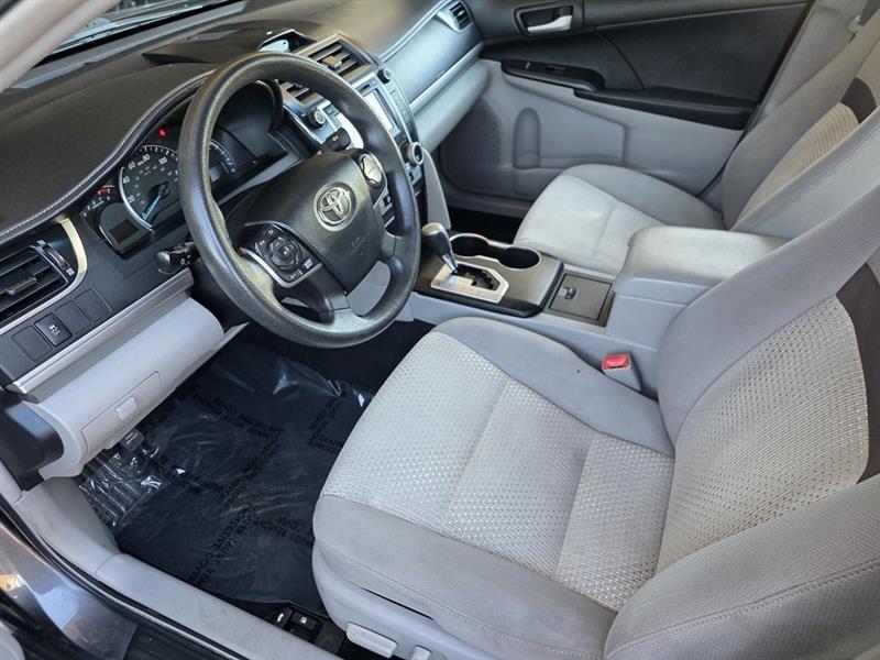 Toyota Camry  2012