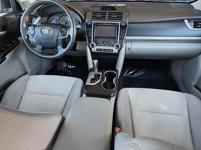 Toyota Camry  2012