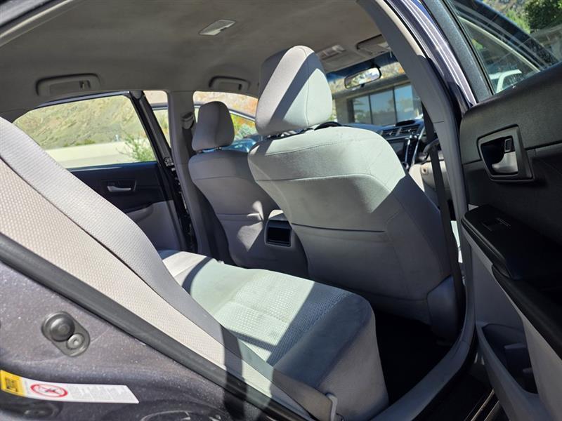 Toyota Camry  2012