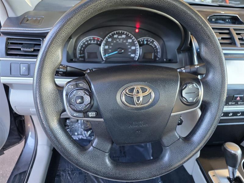 Toyota Camry  2012