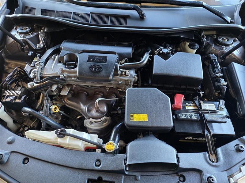 Toyota Camry  2012