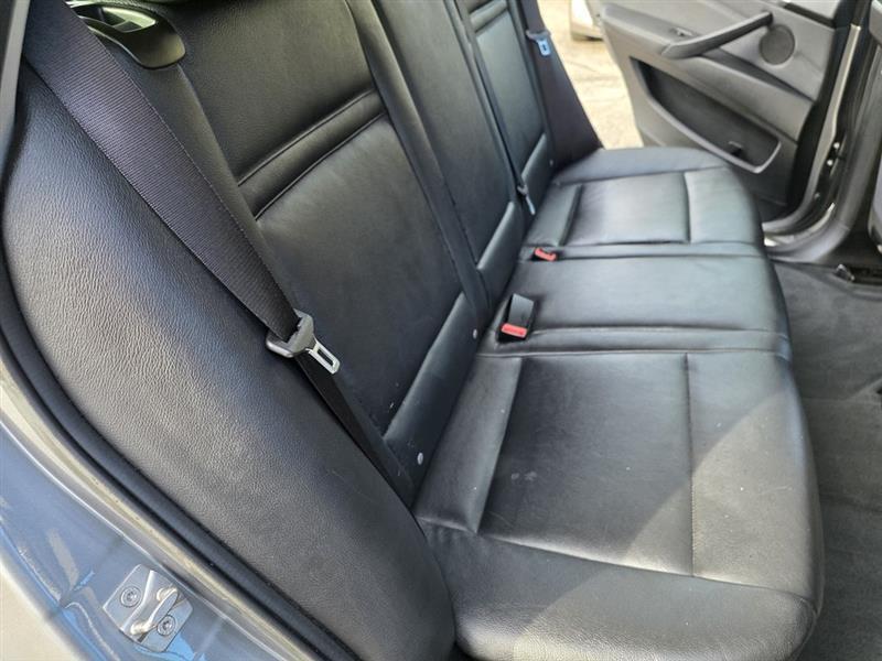 BMW X5  2012