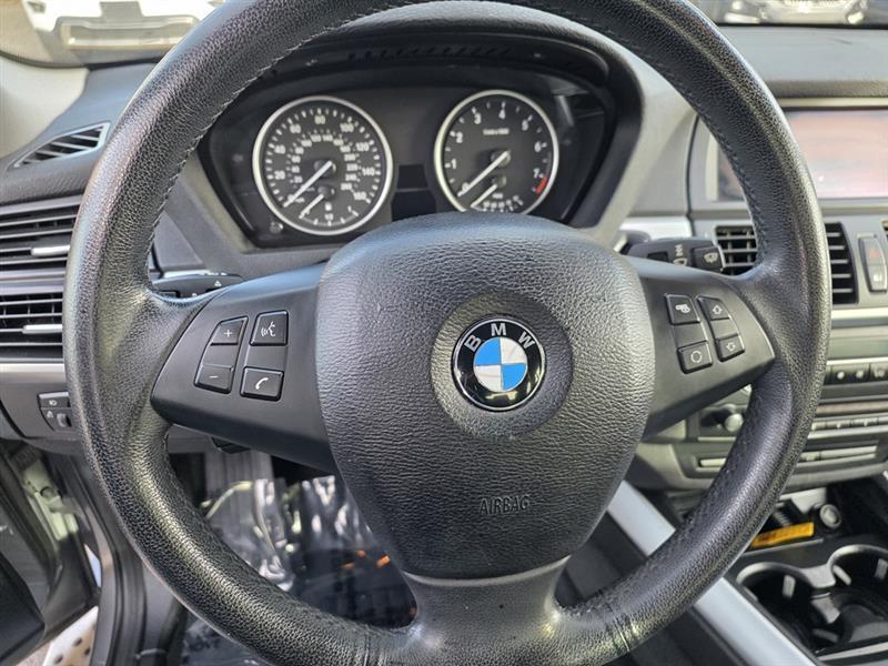 BMW X5  2012