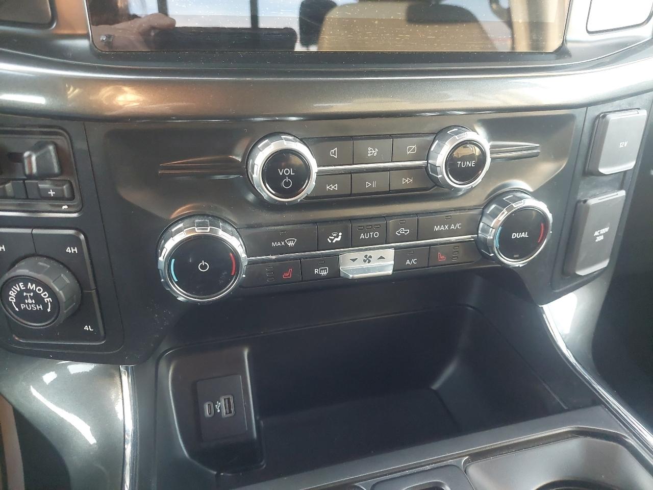 Ford F-150 XLT SuperCrew 5.5-ft. Bed 4WD 2022